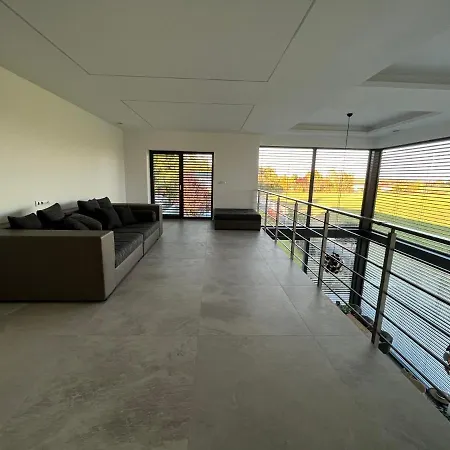 Villa Luxury Vip 230m2+pool 37m2
